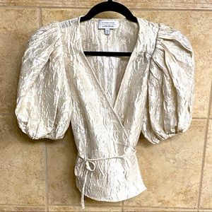 & Other Stories ballon sleeve wrap top NWOT size 2